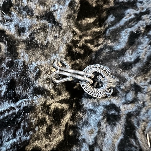 Vintage Black 50s Persian Lamb Coat with Fur Collar 3/4 Length Sleeves, Size M - Picture 13 of 16